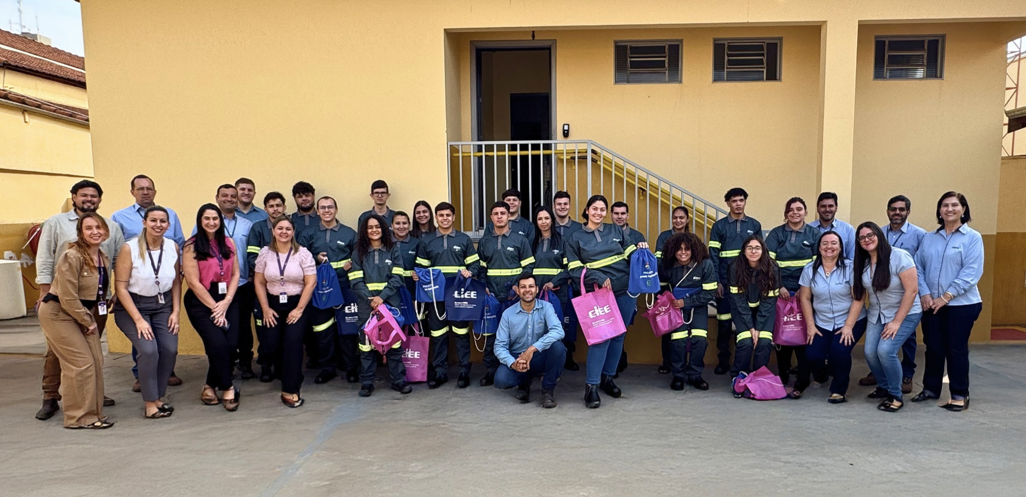 Captura de Tela 2025-10-10 às 09.08.36.png (3.63 MB)