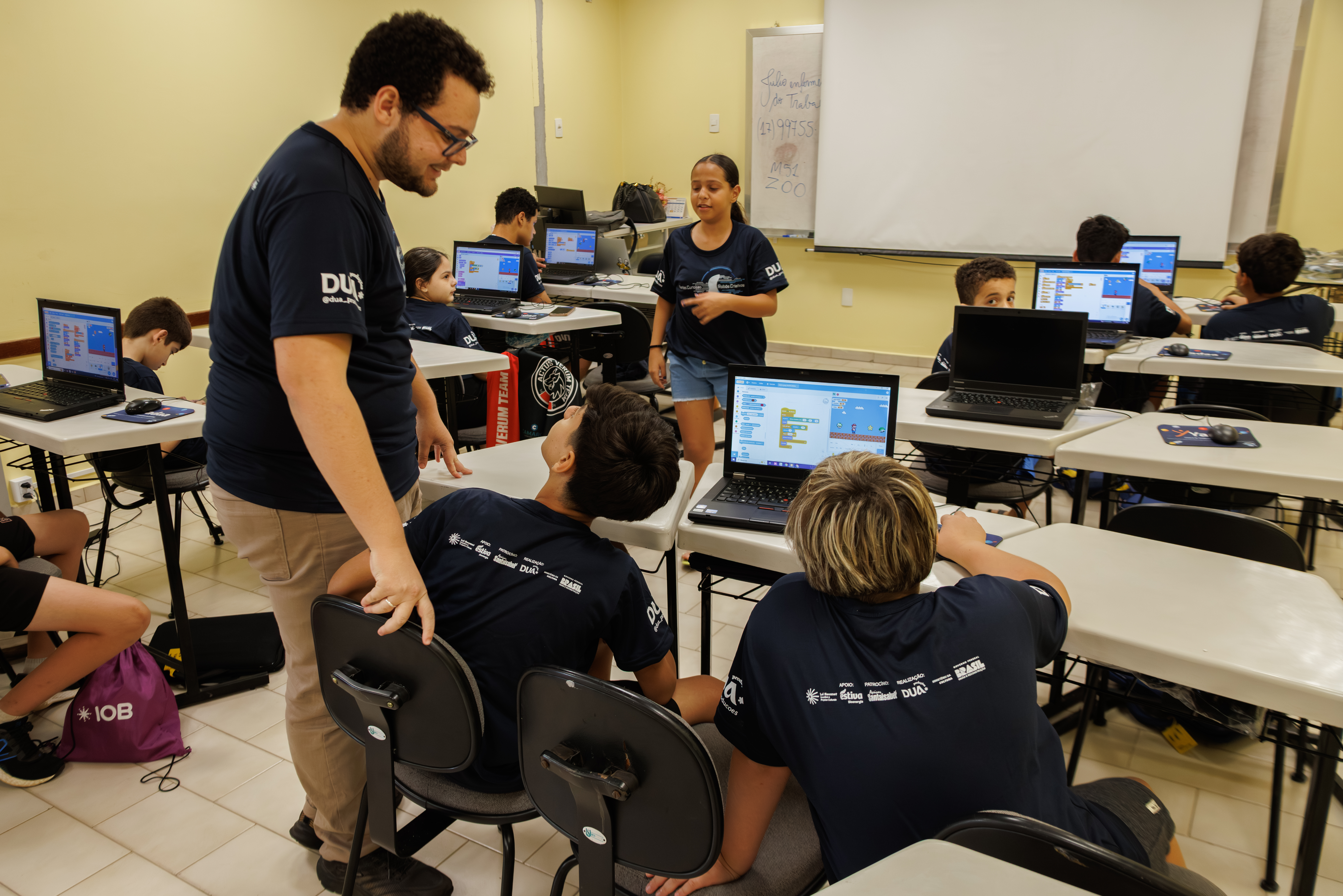 R5C_0037.jpg (19.50 MB)